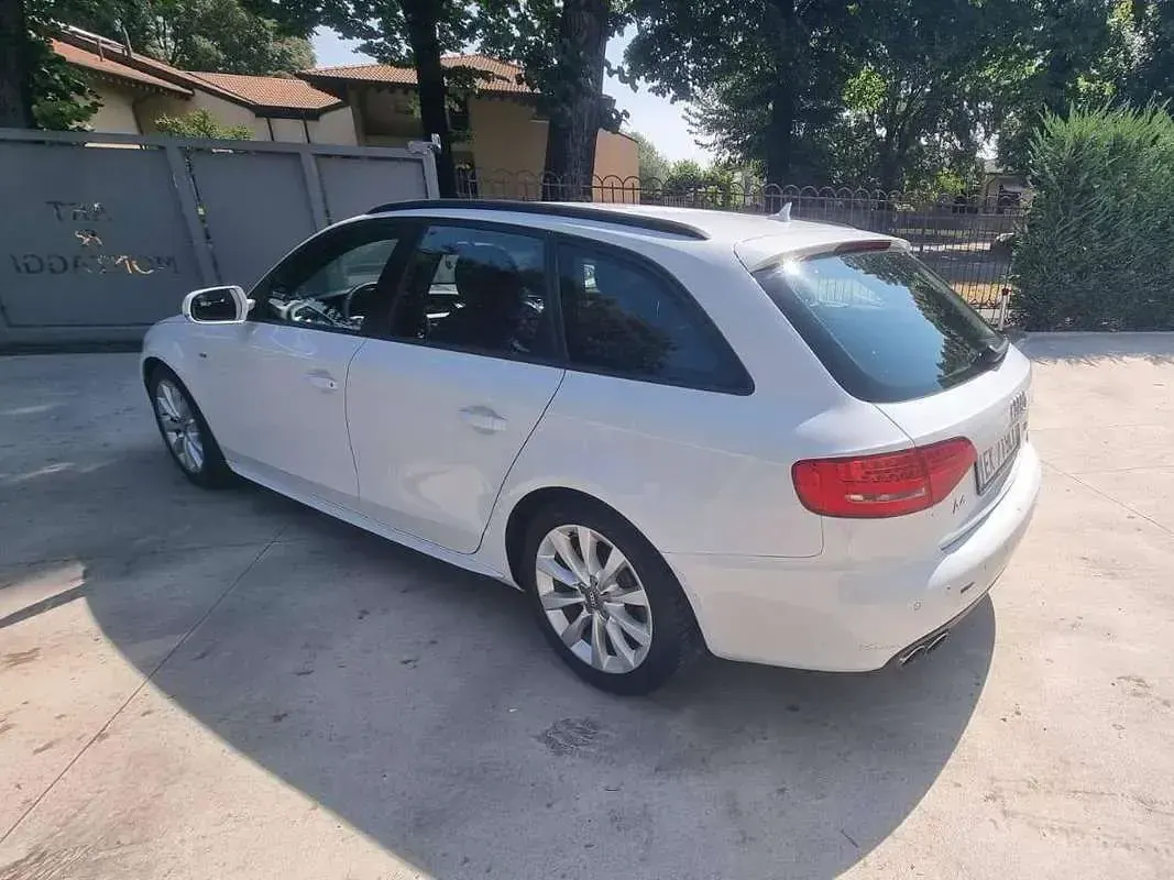 Usata Audi A4 Advanced Plus 143 CV (105 kW) 2011 Bianco Station wagon