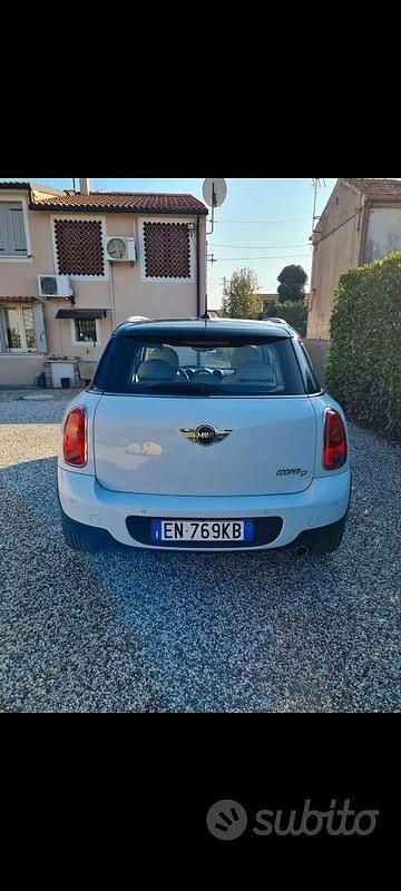 Usata Mini Cooper D Countryman 111 CV (81 kW) 2012 Bianco SUV