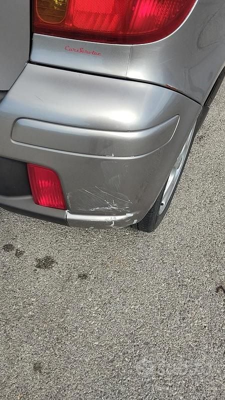 Usata Toyota Yaris Sport 2003 Grigio Berlina