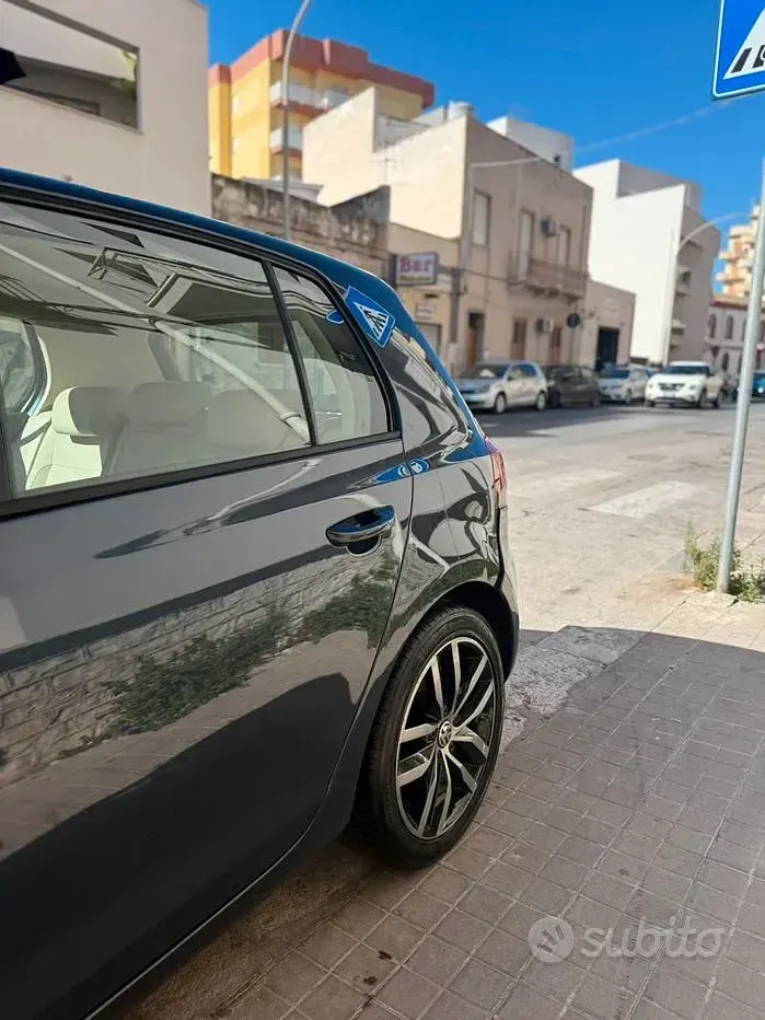 Usata VW Golf VI 140 CV (102 kW) 2010 Bluazzurro Utilitaria