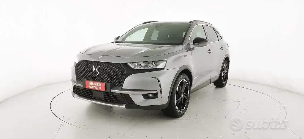 Usata DS Automobiles DS7 Crossback Performance Line Plus 181 CV (133 kW) 2022 Grigio metallizzato SUV
