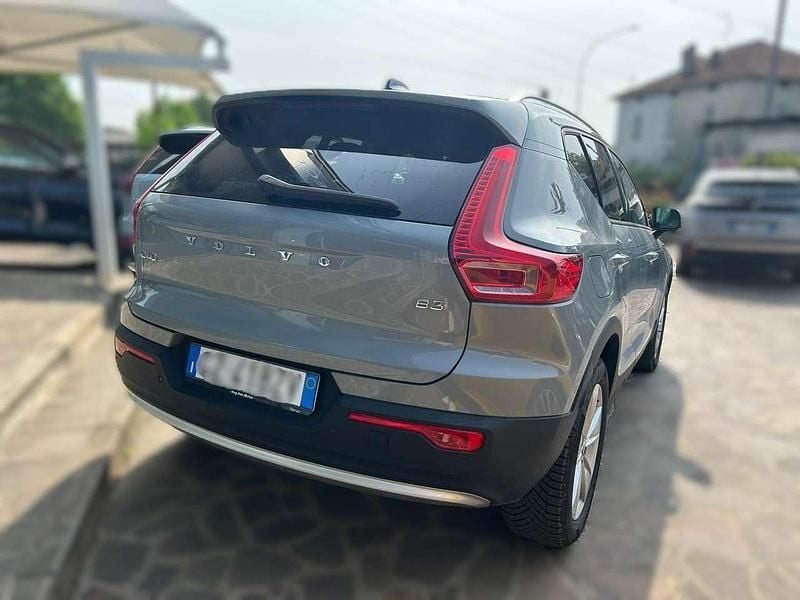 Usata Volvo XC40 Core 163 CV (119 kW) 2025 Vapour grey SUV