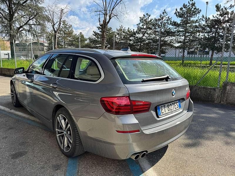 Usata BMW 520 Efficient Dynamics 184 CV (135 kW) 2013 Grigio Station wagon
