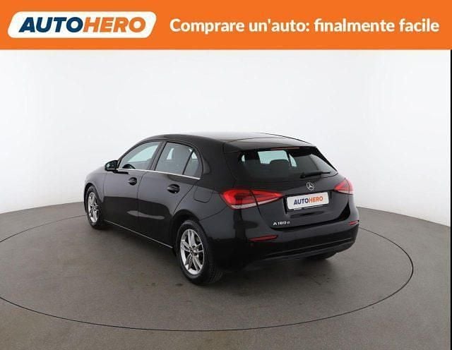 Usata Mercedes A180 Executive 115 CV (84 kW) 2020 Nero Berlina