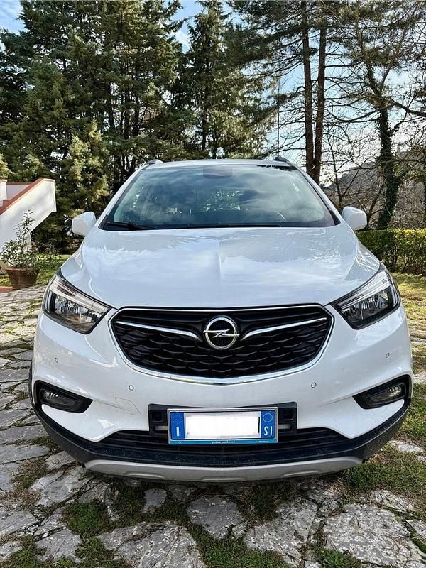 Usata Opel Mokka X Business 140 CV (102 kW) 2019 Bianco SUV