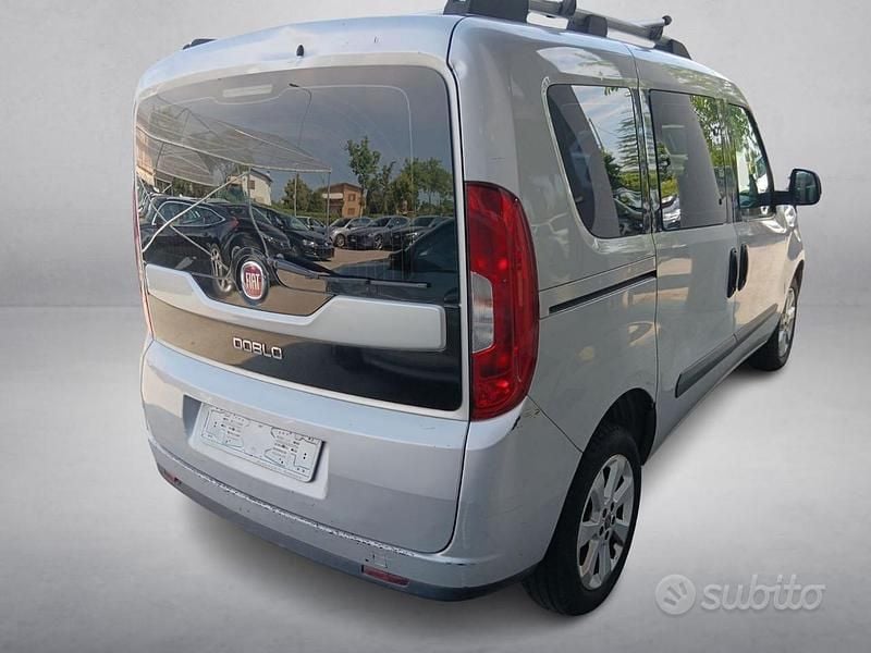 Usata Fiat Doblò Easy 105 CV (77 kW) 2015 Grigio(met.) Monovolume