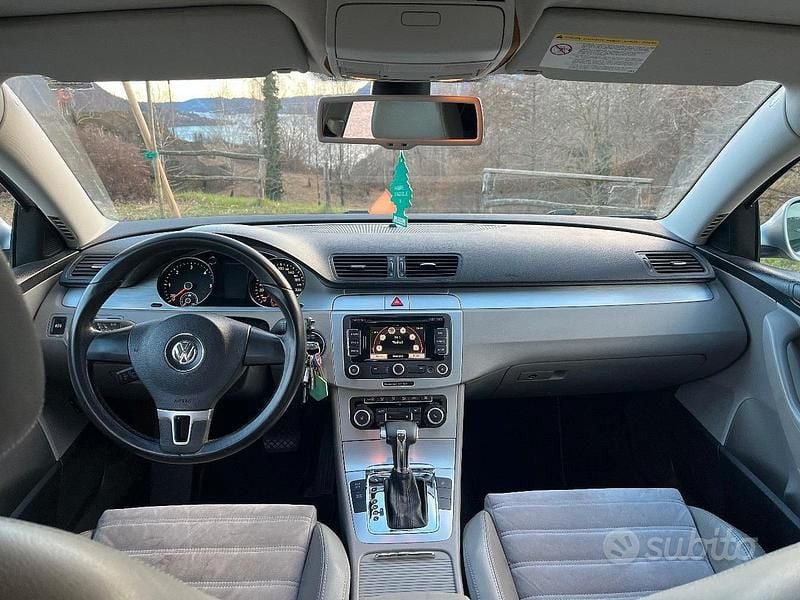 Begagnad VW Passat 170 HK (125 kW) 2010 Grå Kombi
