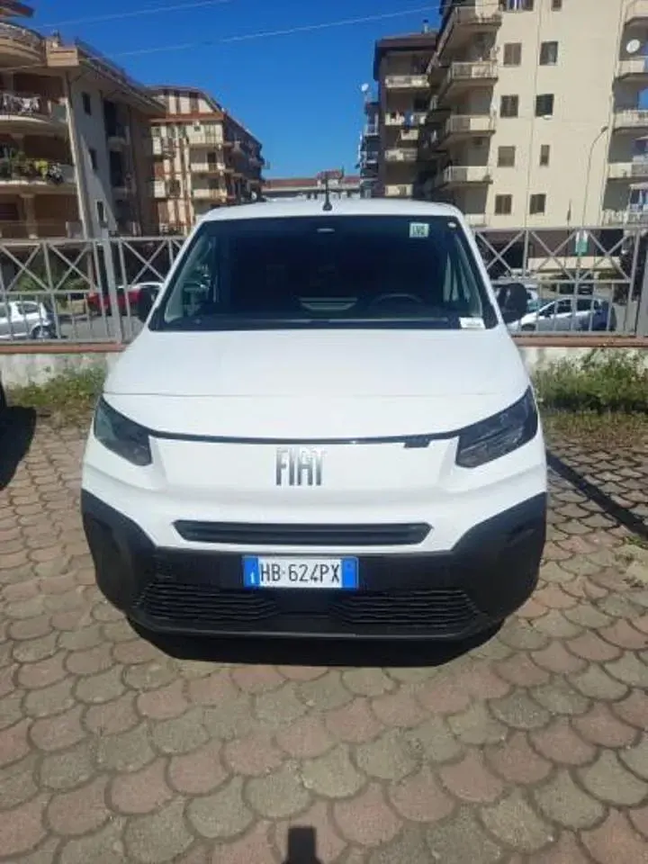 Nuova Fiat Doblò 100 CV (73 kW) 2026 Bianco Monovolume