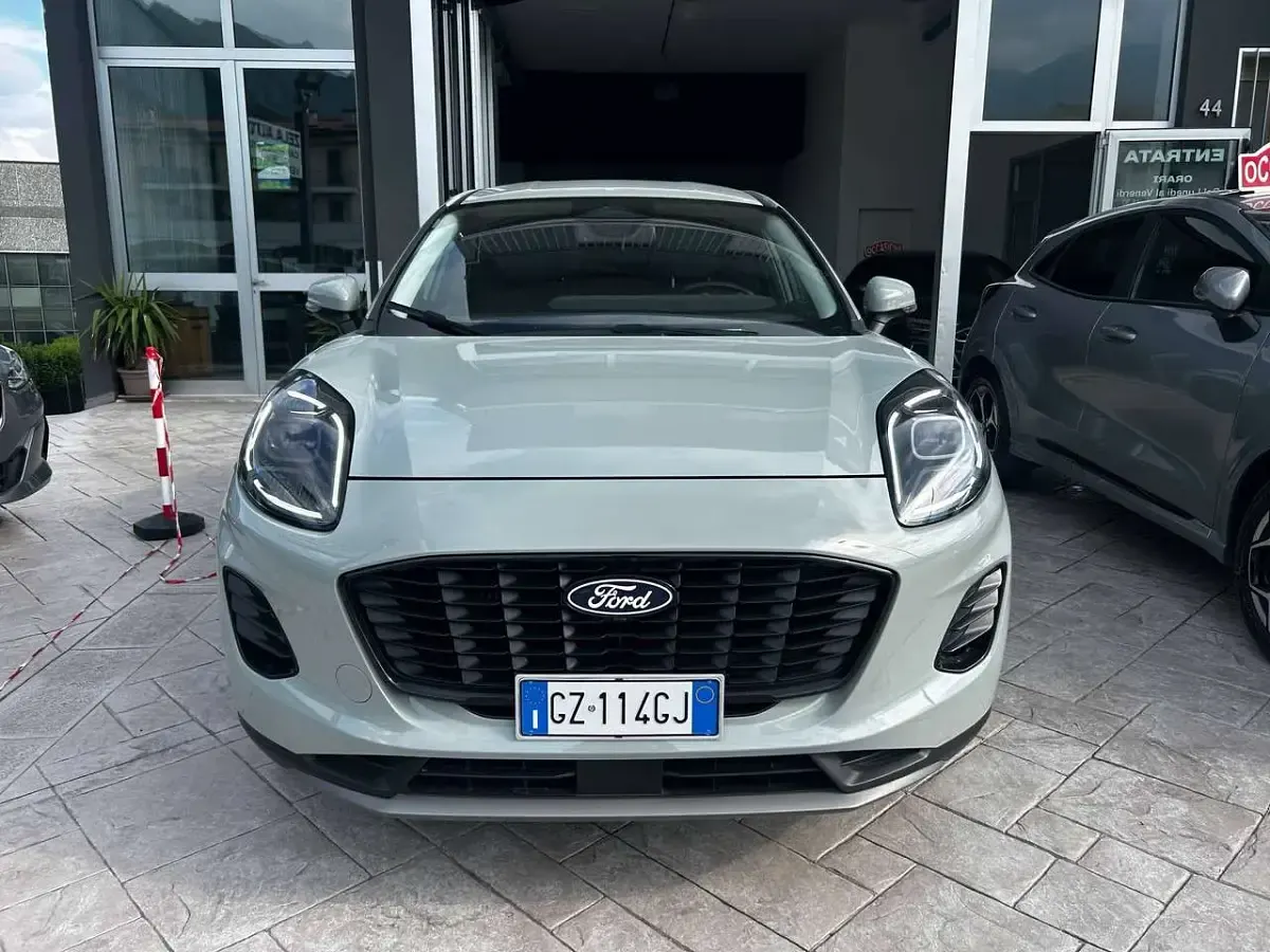 Usata Ford Puma Titanium 125 CV (91 kW) 2025 Verde SUV