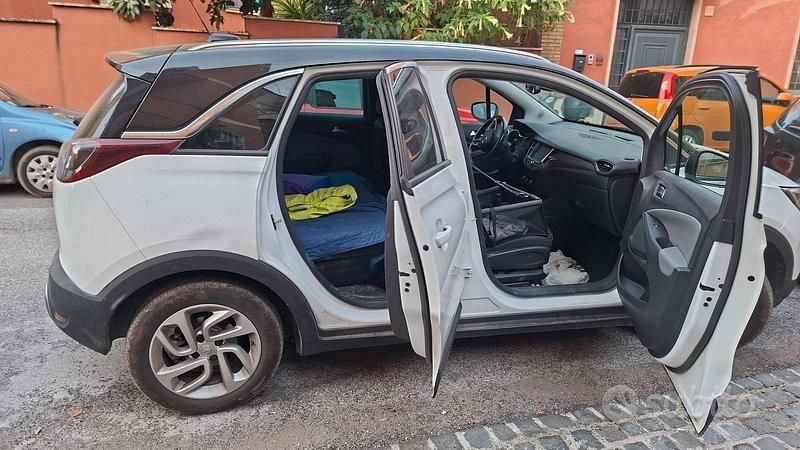 Usata Opel Crossland 90 CV (66 kW) 2018 Bianco SUV