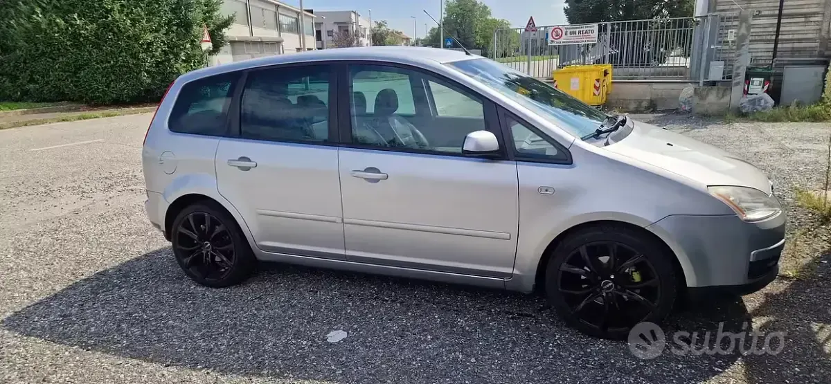 Usata Ford C-MAX 109 CV (80 kW) 2007 Grigio Monovolume