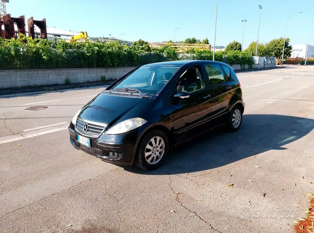 Usata Mercedes A170 Avantgarde 116 CV (85 kW) 2005 Nero Berlina