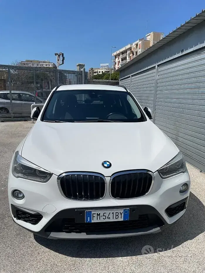 Usata BMW X1 Advantage 115 CV (84 kW) 2017 Bianco SUV
