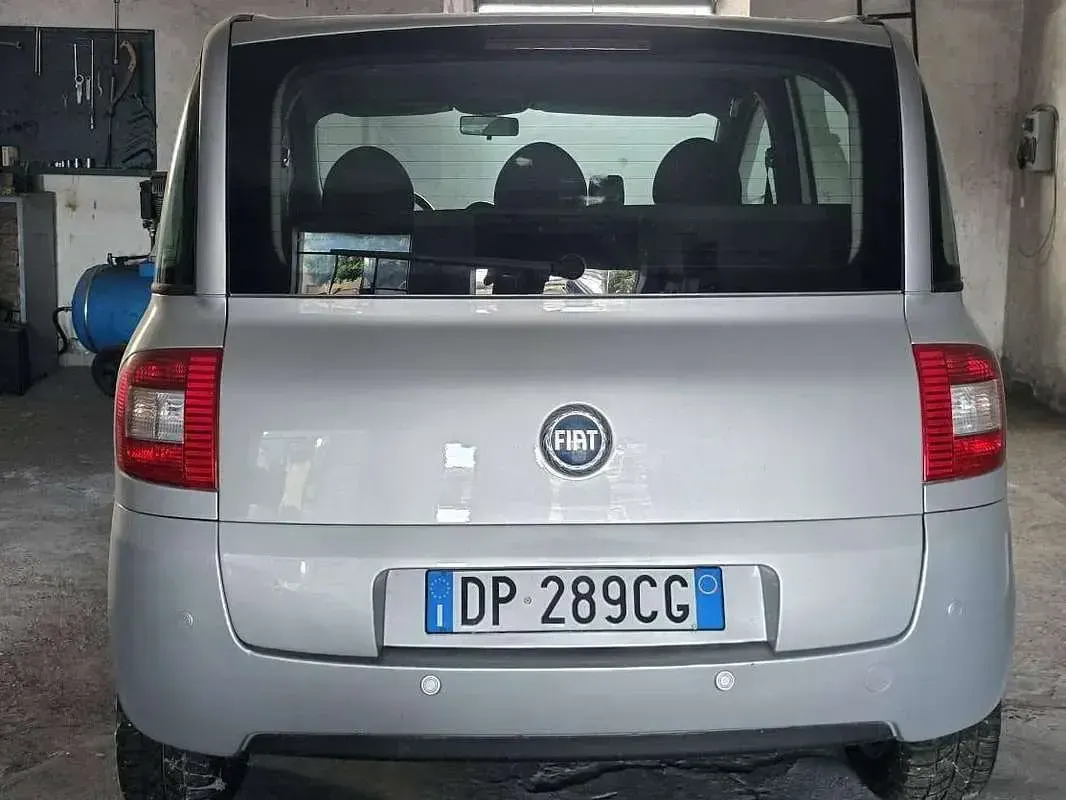 Usata Fiat Multipla Family 92 CV (67 kW) 2008 Argento Monovolume