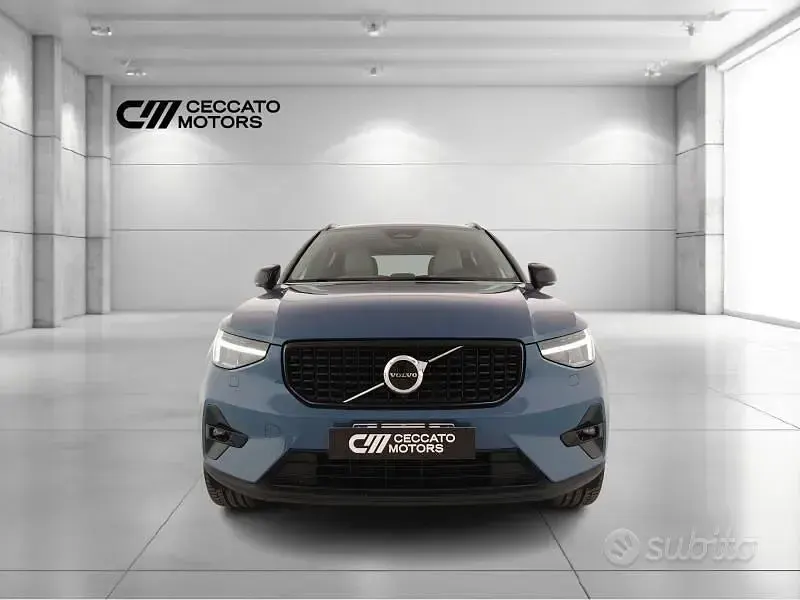 Usata Volvo XC40 Ultimate 197 CV (144 kW) 2023 Blu SUV