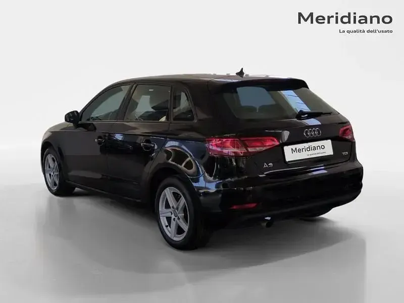 Usata Audi A3 Business 116 CV (85 kW) 2017 Utilitaria