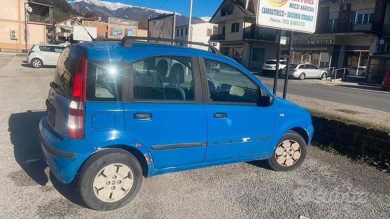 Usata Fiat Panda 54 CV (39 kW) 2004 Blu Berlina