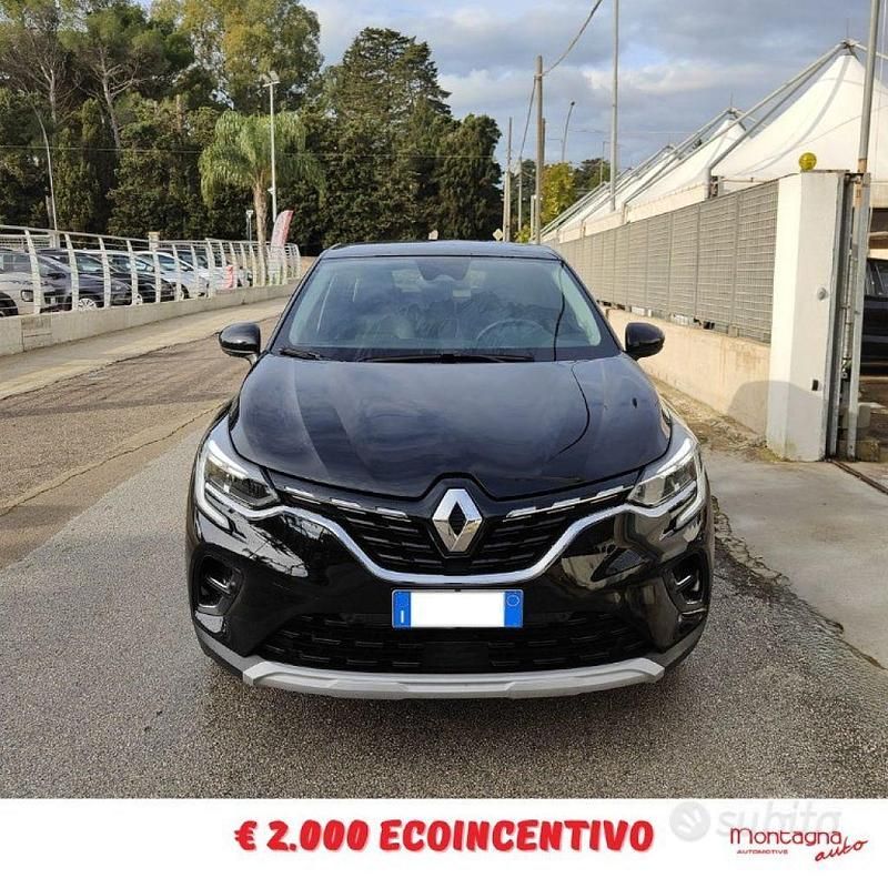 Usata Renault Captur Intens 100 CV (73 kW) 2022 Nero SUV