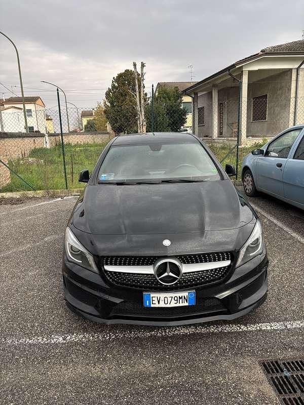 Usata Mercedes CLA200 AMG 136 CV (100 kW) 2014 Berlina