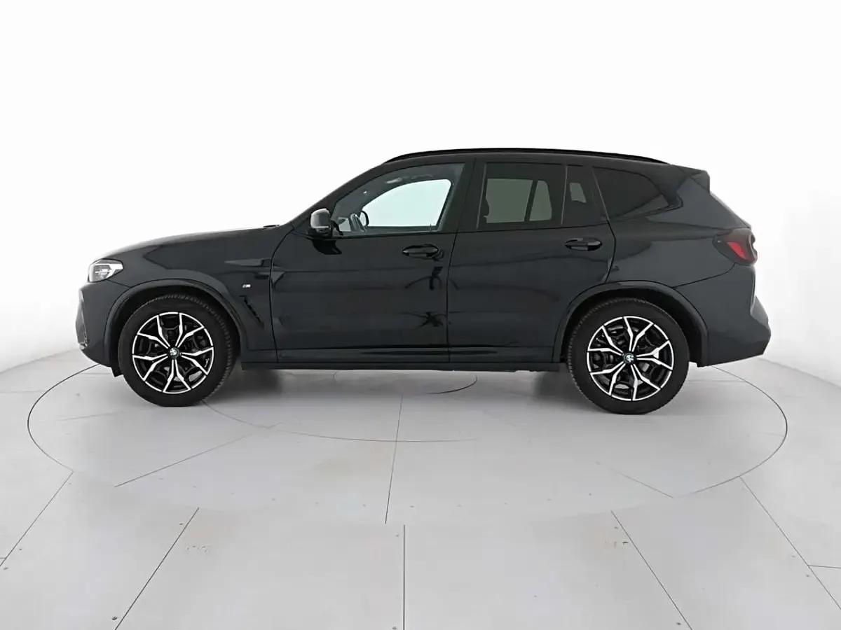 Usata BMW X3 M Sport 190 CV (139 kW) 2024 Black sapphire SUV