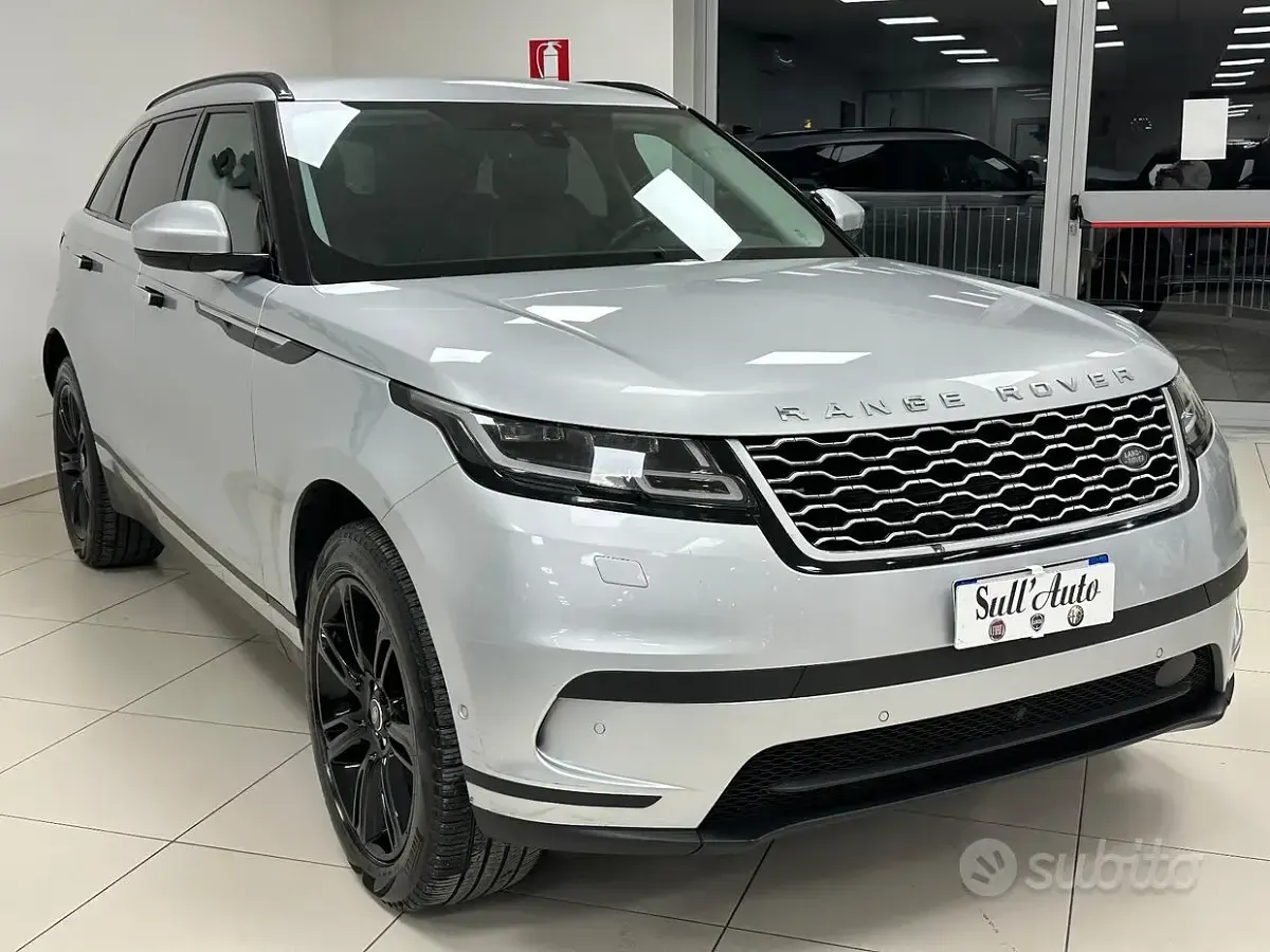 Usata Land Rover Range Rover Velar SE Dynamic 241 CV (177 kW) 2018 Grigio SUV