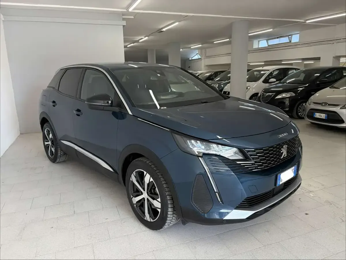 Usata Peugeot 3008 Allure 131 CV (96 kW) 2023 Other SUV