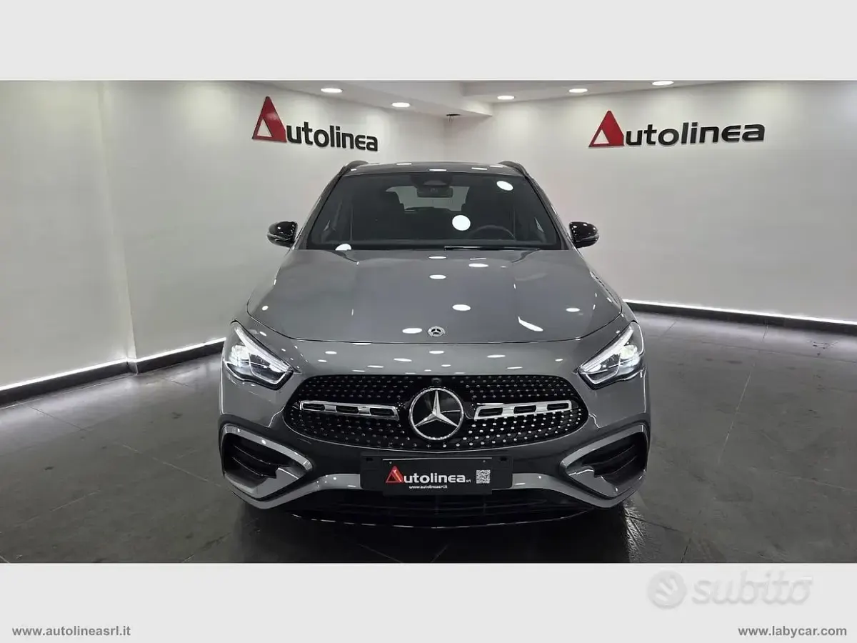 Usata Mercedes GLA200 AMG line 150 CV (110 kW) 2025 Grigio SUV