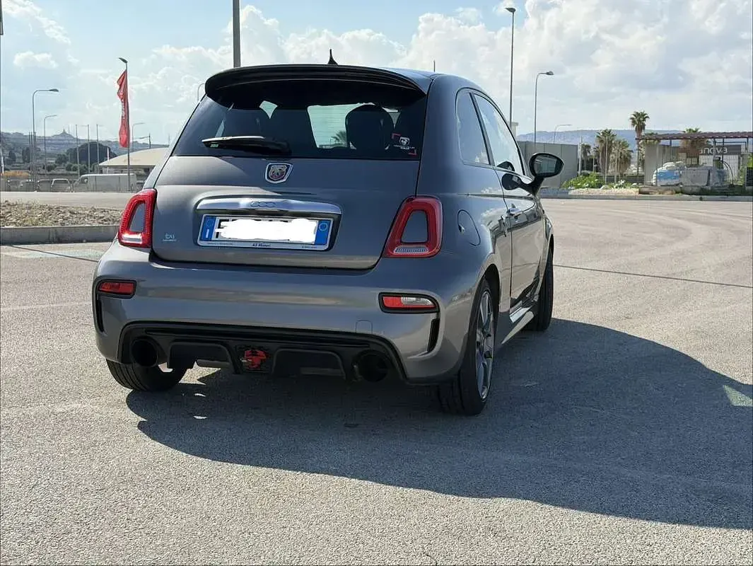 Usata Abarth 595 145 CV (106 kW) 2018 Grigio Utilitaria