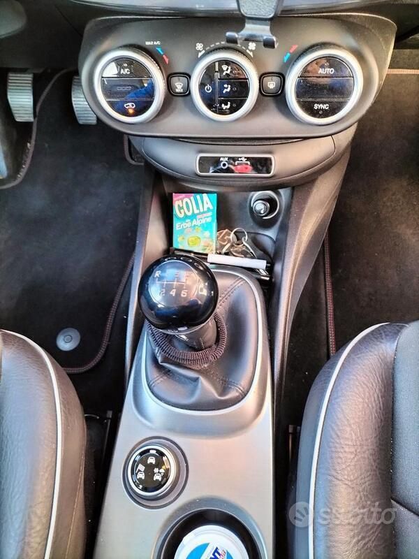 Usata Fiat 500X 120 CV (88 kW) 2016 Bianco SUV