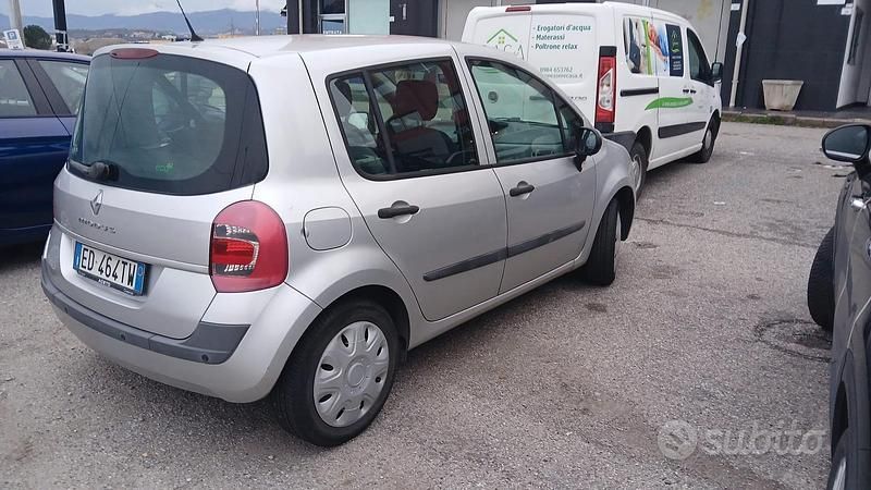 Usata Renault Modus 65 CV (47 kW) 2010 Monovolume
