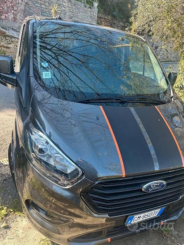 Usata Ford Tourneo 2023 Grigio Berlina