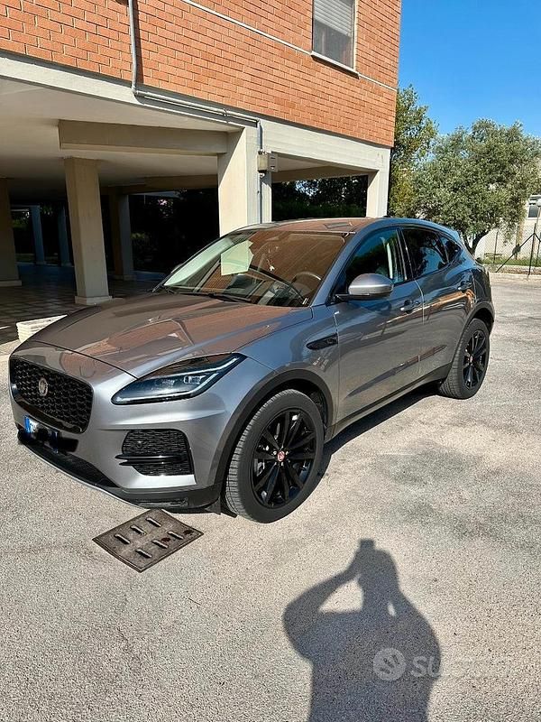 Usata Jaguar E-Pace 163 CV (119 kW) 2022 Grigio SUV