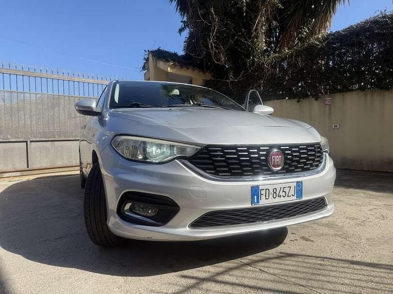 Usata Fiat Tipo Opening Edition 120 CV (88 kW) 2016 Berlina