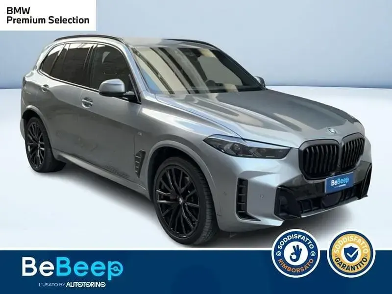 Usata BMW X5 M Sport 298 CV (219 kW) 2024 Grigio metallizzato SUV