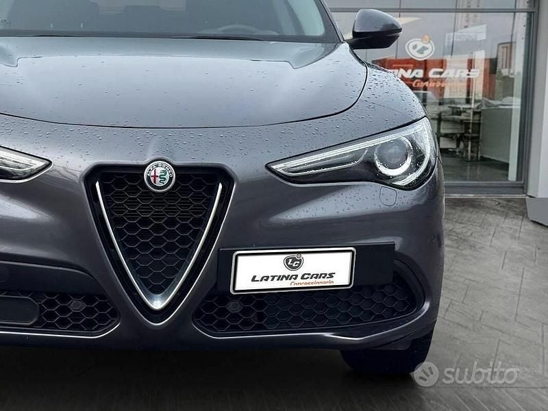 Usata Alfa Romeo Stelvio Executive 190 CV (139 kW) 2019 Grigio SUV