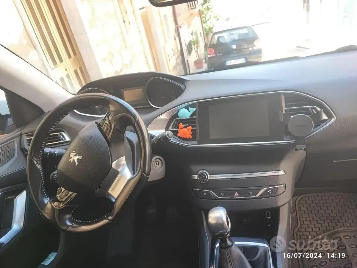 Usata Peugeot 308 S 116 CV (85 kW) 2015 Bianco Station wagon