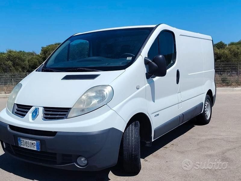 Usata Renault Trafic 145 CV (106 kW) 2010 Bianco Monovolume