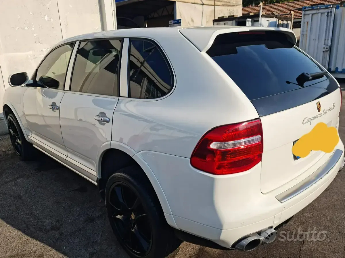 Usata Porsche Cayenne Turbo S 549 CV (403 kW) 2009 Bianco SUV