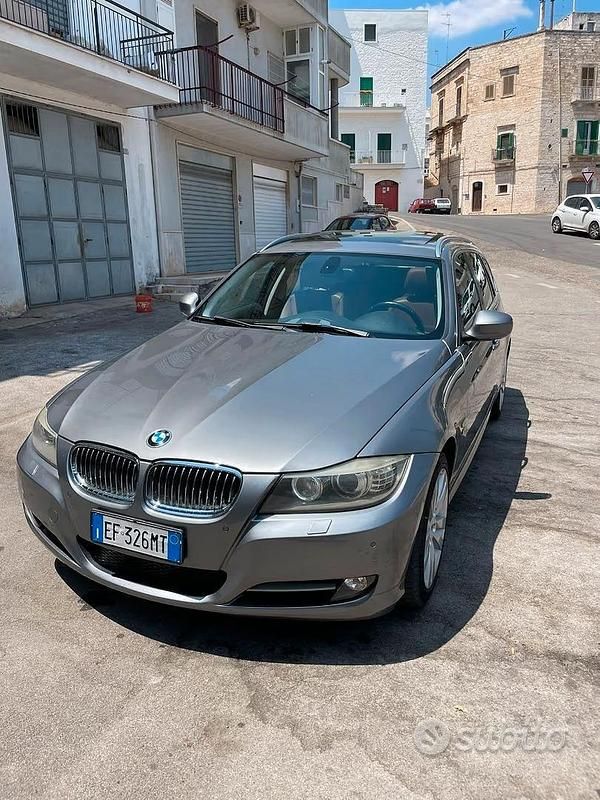 Usata BMW 320 184 CV (135 kW) 2010 Grigio Station wagon