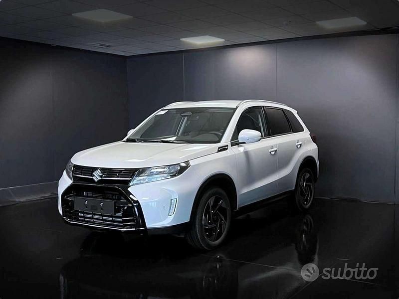 Nuova Suzuki Vitara 129 CV (94 kW) 2025 Grigio SUV