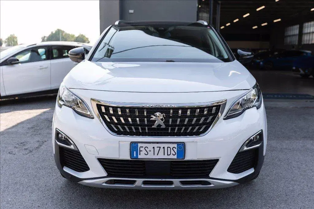 Usata Peugeot 3008 Allure 131 CV (96 kW) 2018 Bianco SUV