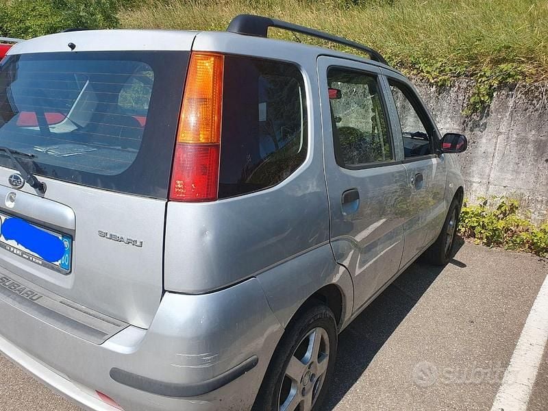 Usata Subaru Justy 2007 Grigio Utilitaria