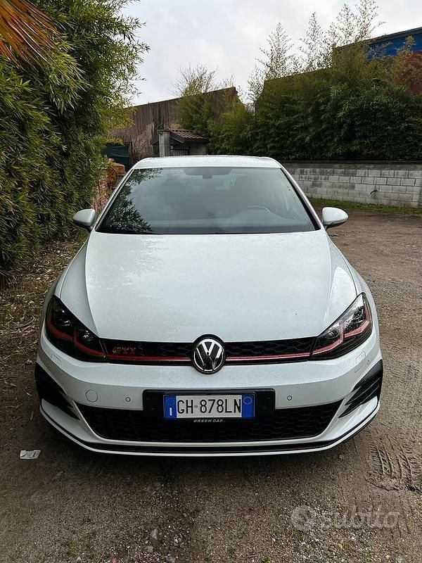 Usata VW Golf VII GTI 245 CV (180 kW) 2017 Berlina