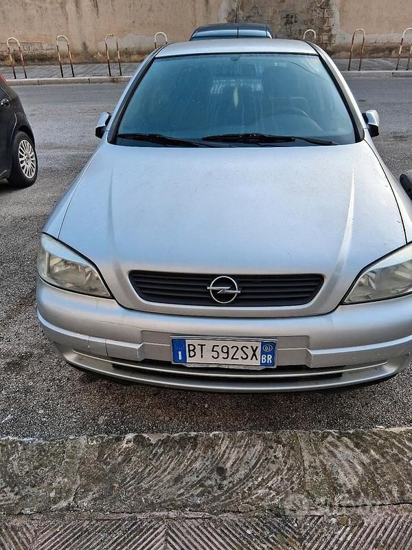 Occasion Opel Astra 101 ch (74 kW) 2001 Gris Berline