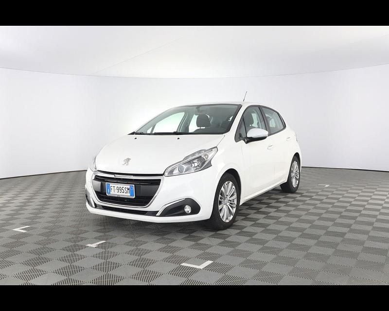 Usata Peugeot 208 Active 82 CV (60 kW) 2019 Bianco Utilitaria