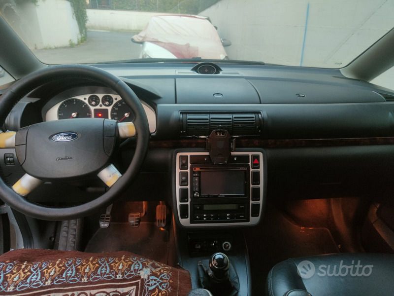 Usata Ford Galaxy 131 CV (96 kW) 2005 Grigio Monovolume