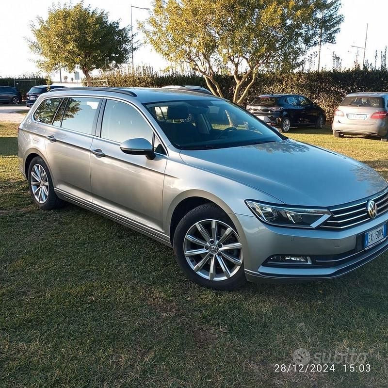 Usata VW Passat 150 CV (110 kW) 2015 Grigio Station wagon