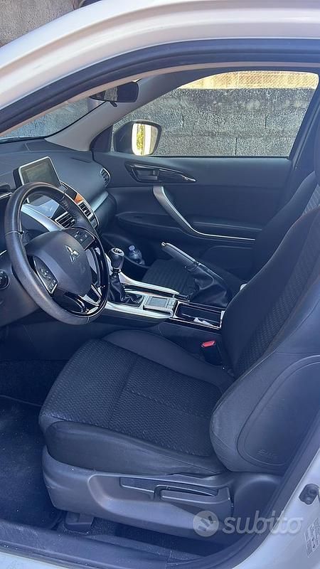 Usata Mitsubishi Eclipse Cross 163 CV (119 kW) 2020 Bianco SUV