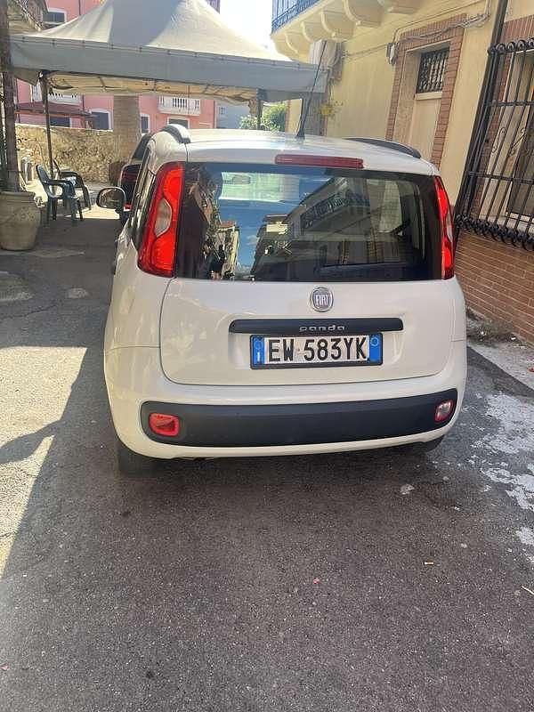 Usata Fiat Panda Lounge 75 CV (55 kW) 2015 Utilitaria