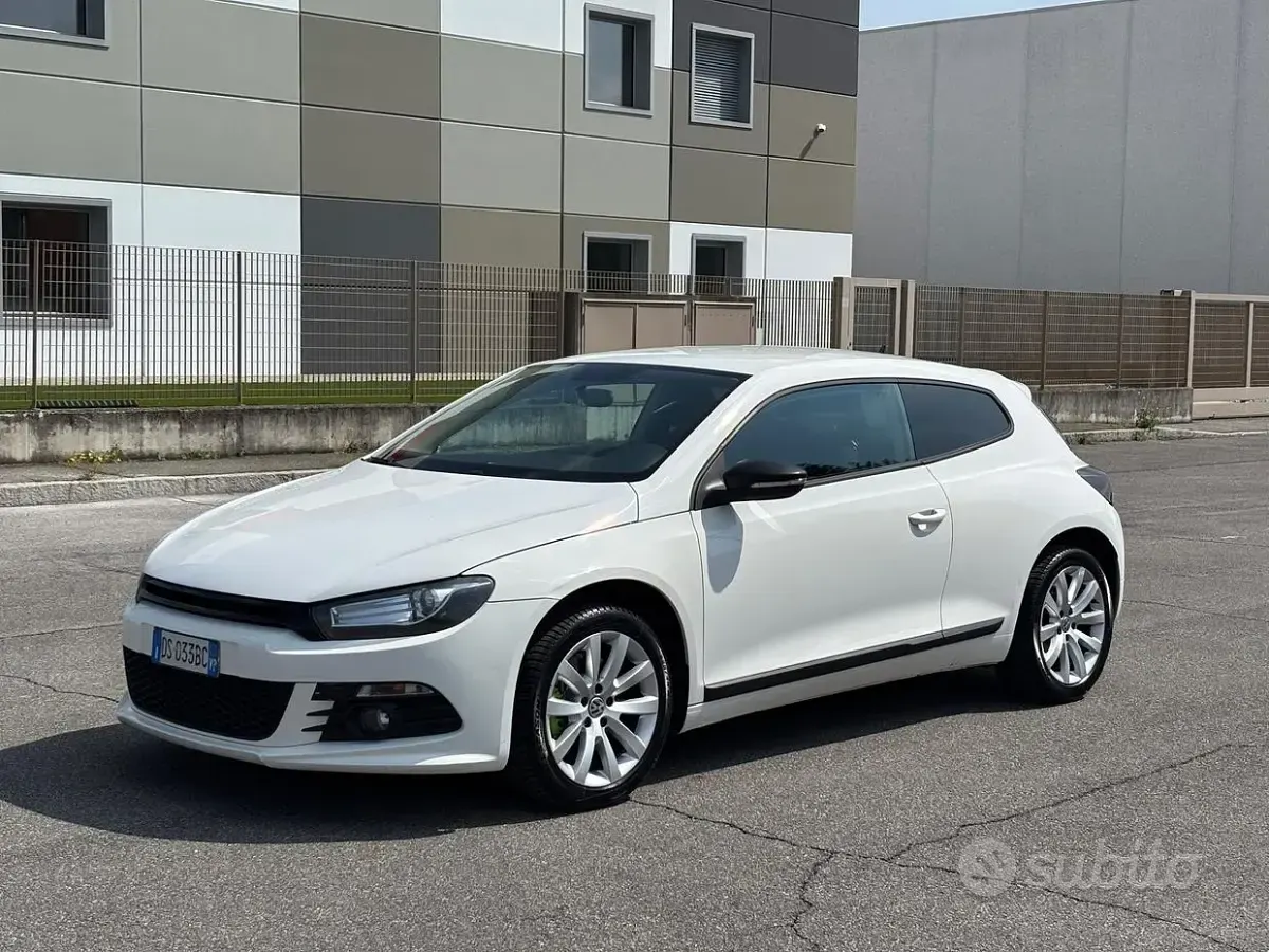 Usata VW Scirocco 160 CV (117 kW) 2008 Coupé